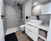 Resale - Villa - Punta Prima