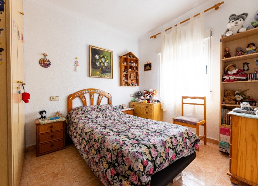 Resale - Villa - Punta Prima