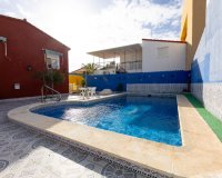 Resale - Villa - Punta Prima