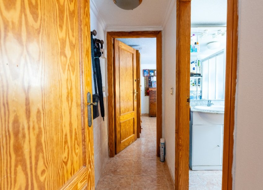 Resale - Villa - Punta Prima