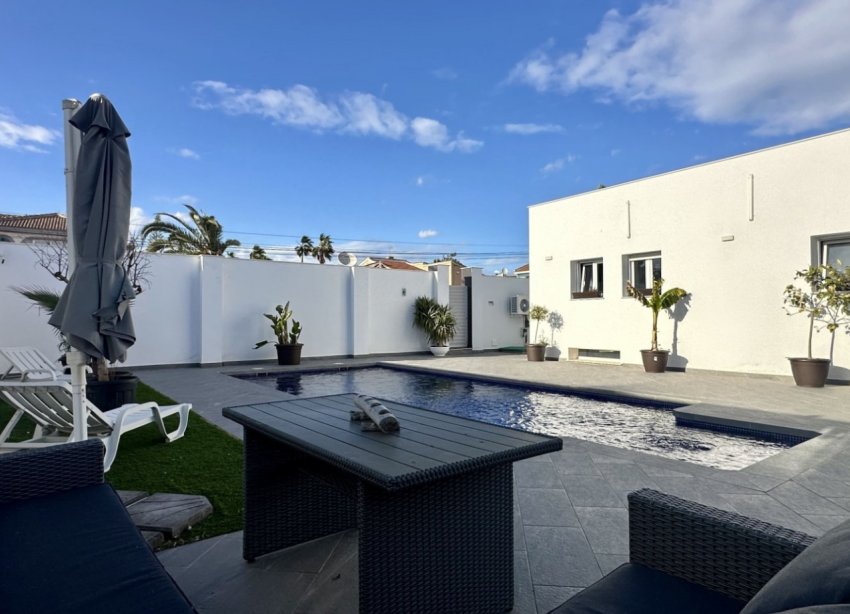 Resale - Villa - Rojales - Ciudad Quesada