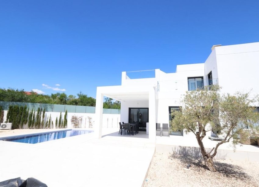 Resale - Villa - Rojales - La Marquesa