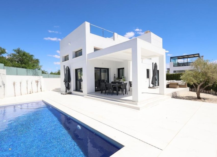 Resale - Villa - Rojales - La Marquesa