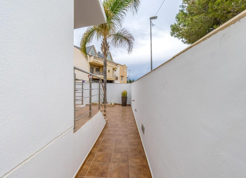 Resale - Villa - Rojales