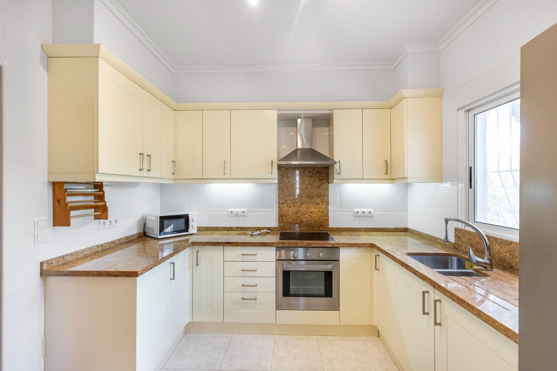 Resale - Villa - San Fulgencio - URB. LA MARINA