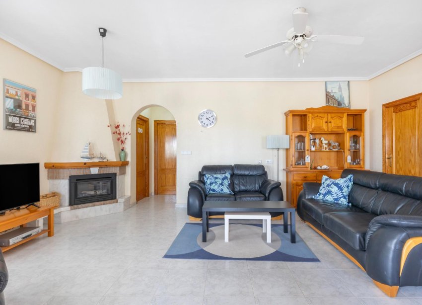 Resale - Villa - San Fulgencio - URB. LA MARINA