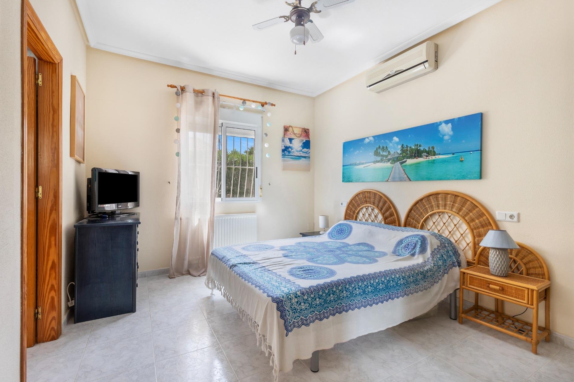 Resale - Villa - San Fulgencio - URB. LA MARINA