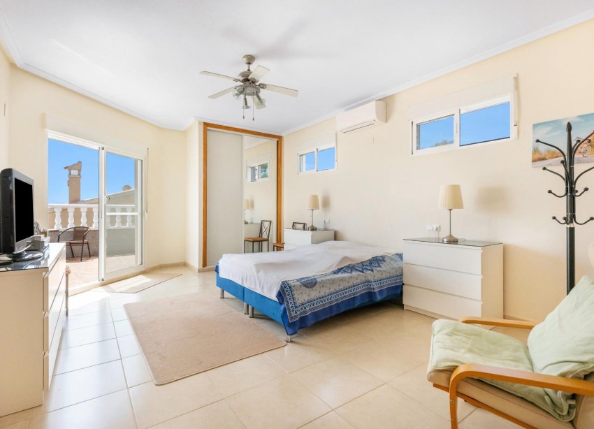 Resale - Villa - San Fulgencio - URB. LA MARINA