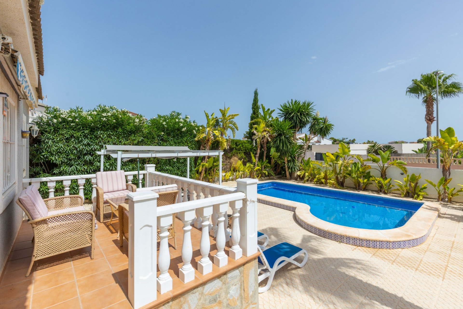 Resale - Villa - San Fulgencio