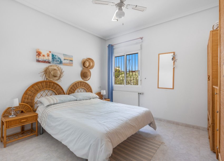 Resale - Villa - San Fulgencio