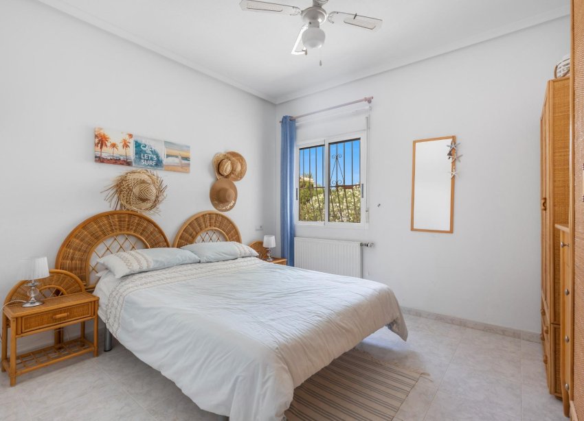 Resale - Villa - San Fulgencio