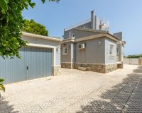 Resale - Villa - San Fulgencio