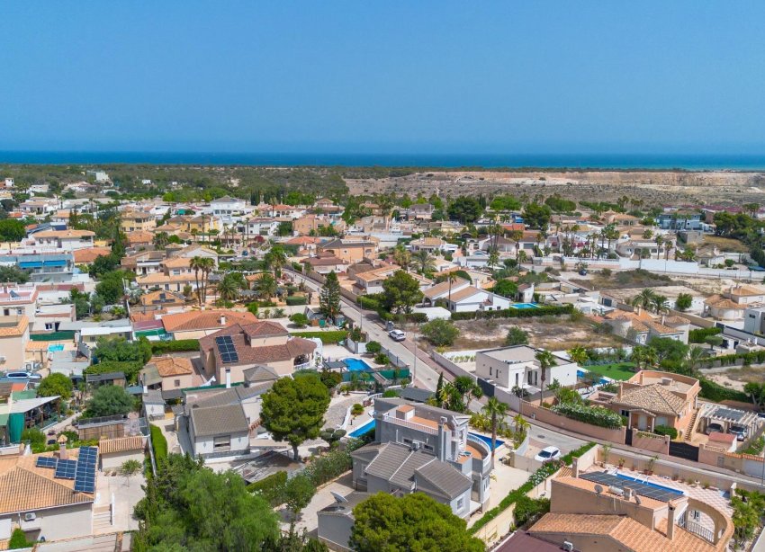 Resale - Villa - San Fulgencio