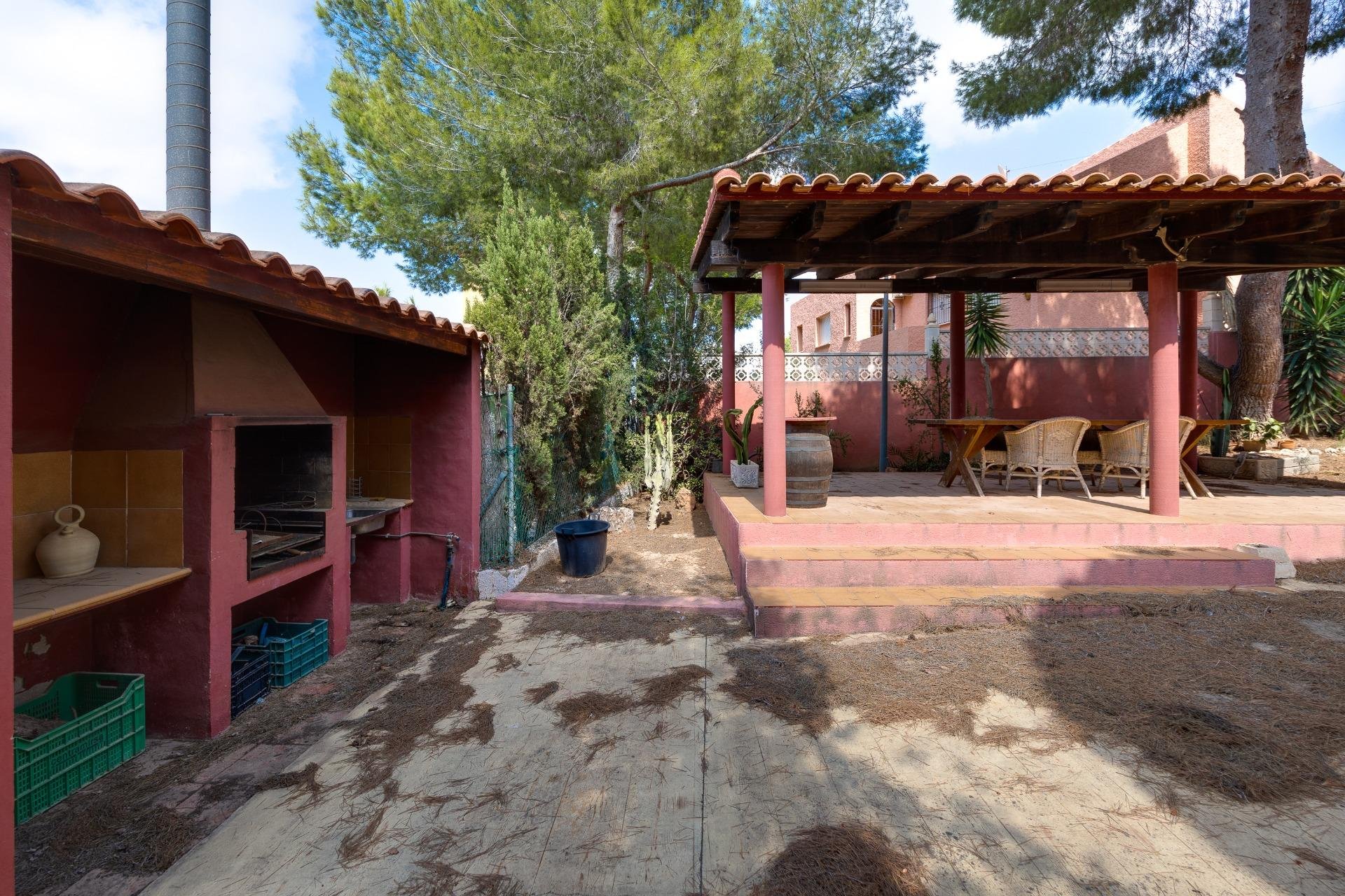 Resale - Villa - San Miguel de Salinas - Ciudad de las comunicaciones