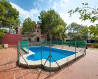 Resale - Villa - San Miguel de Salinas - Ciudad de las comunicaciones