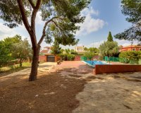 Resale - Villa - San Miguel de Salinas - Ciudad de las comunicaciones