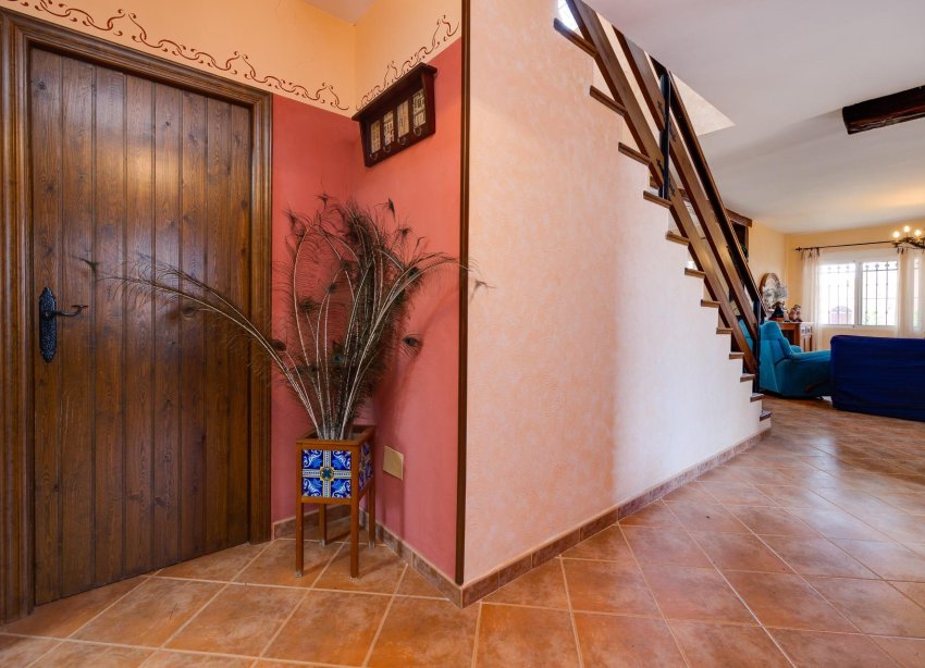 Resale - Villa - San Miguel de Salinas - Ciudad de las comunicaciones