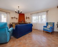 Resale - Villa - San Miguel de Salinas - Ciudad de las comunicaciones