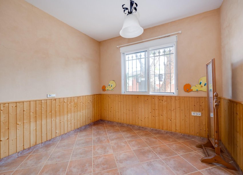 Resale - Villa - San Miguel de Salinas - Ciudad de las comunicaciones