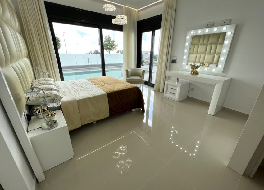 Resale - Villa - San Miguel de Salinas - Costa Blanca