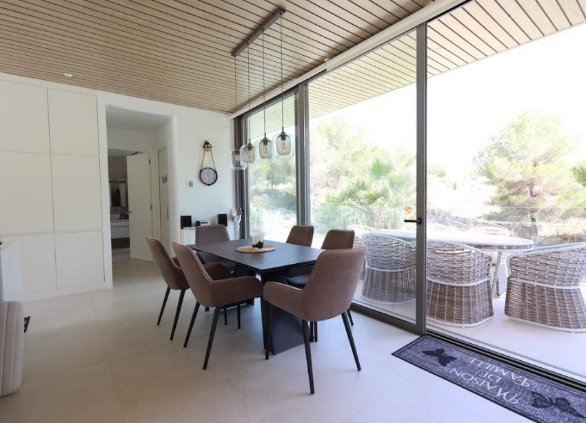 Resale - Villa - San Miguel de Salinas - Las Colinas Golf