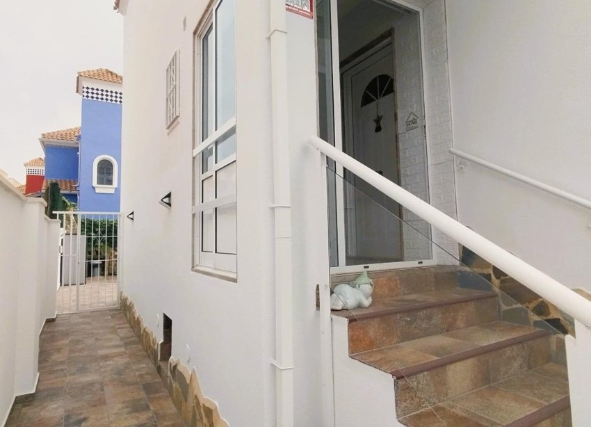 Resale - Villa - San Miguel de Salinas - Las filipinas