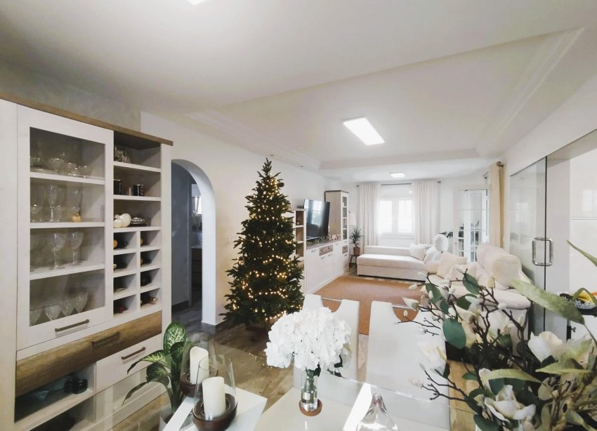 Resale - Villa - San Miguel de Salinas - Las filipinas