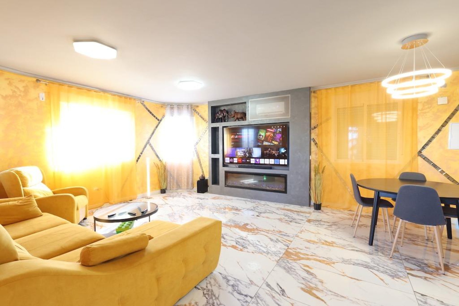 Resale - Villa - San Miguel de Salinas - Residencial los flamencos