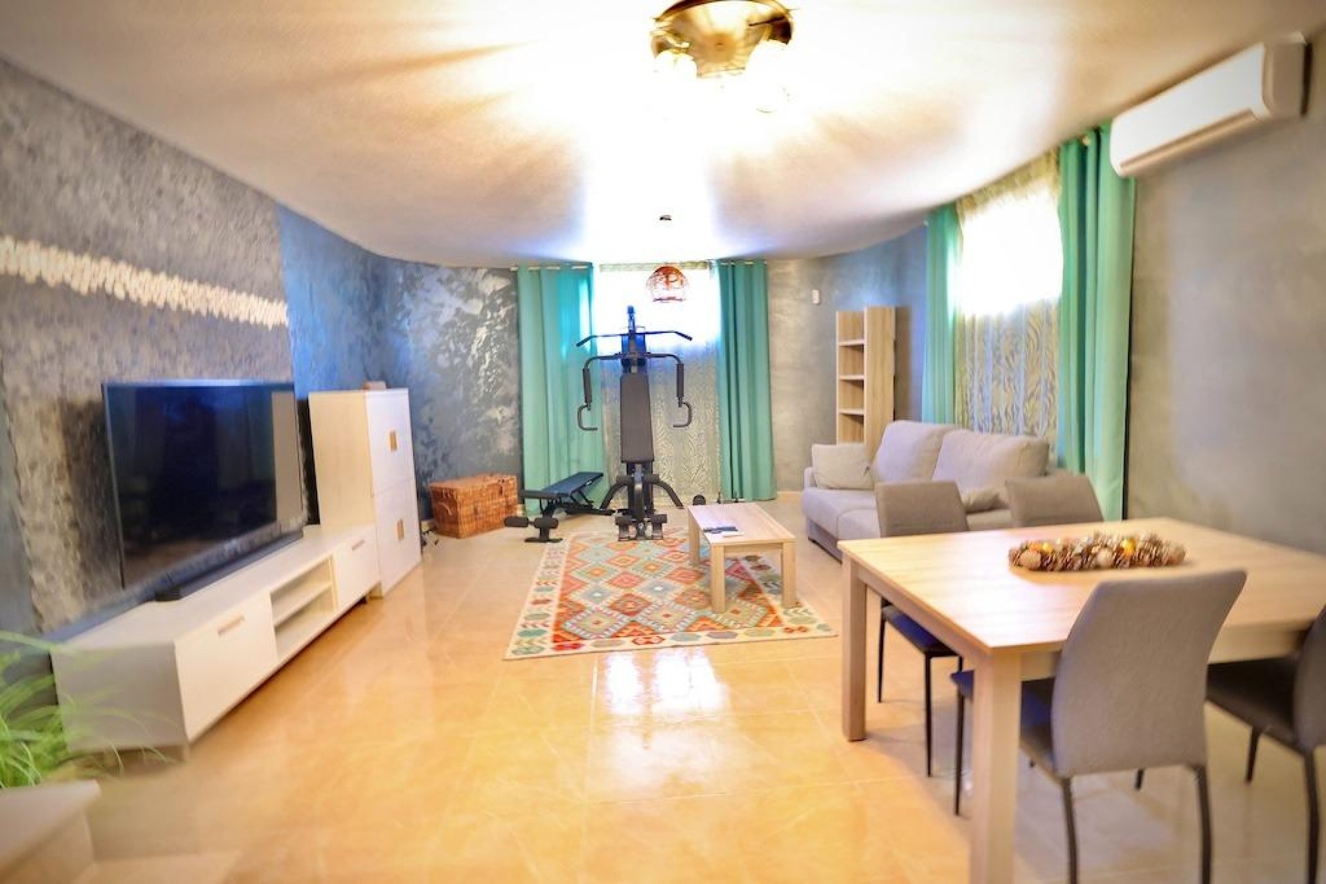 Resale - Villa - San Miguel de Salinas - Residencial los flamencos