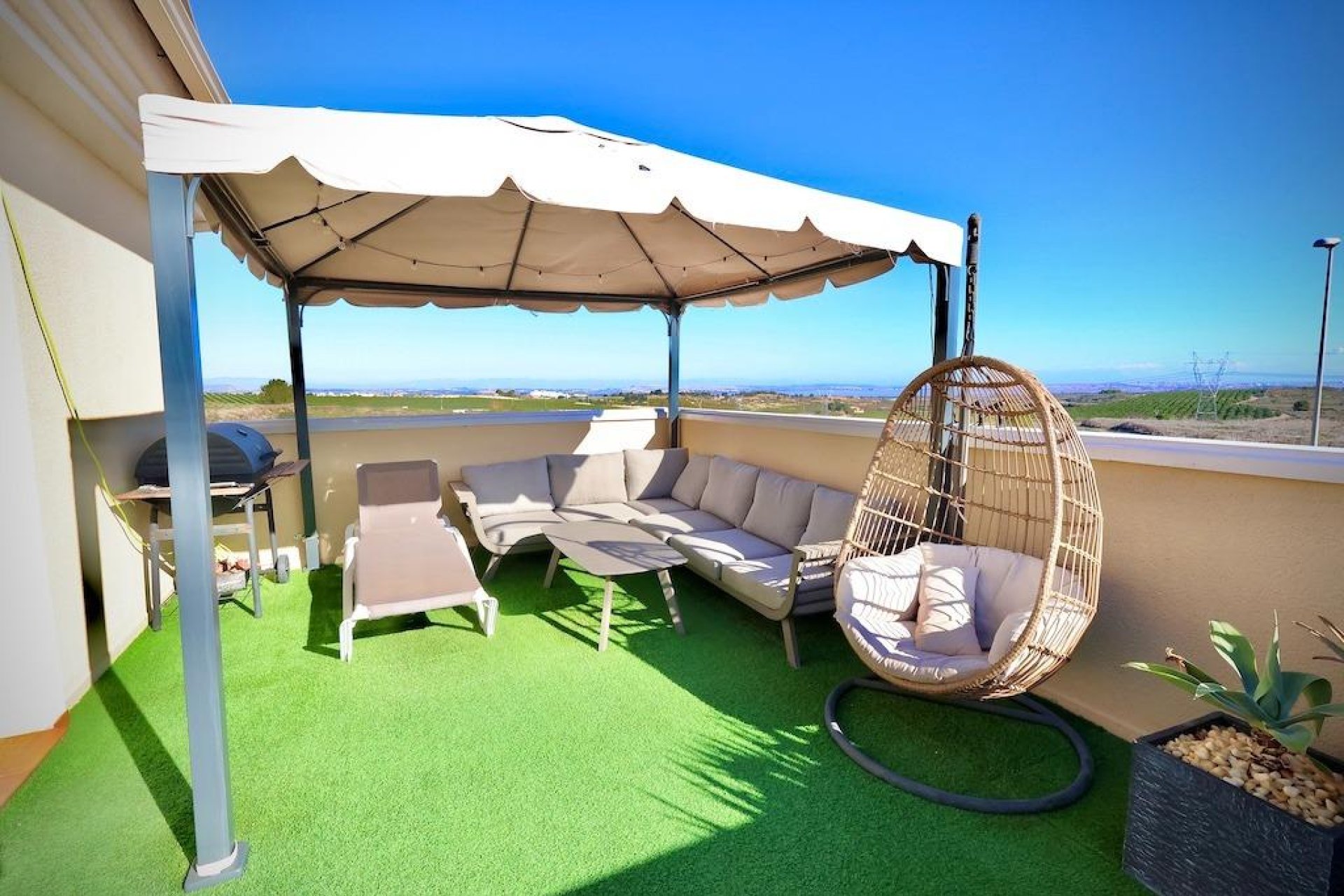 Resale - Villa - San Miguel de Salinas - Residencial los flamencos