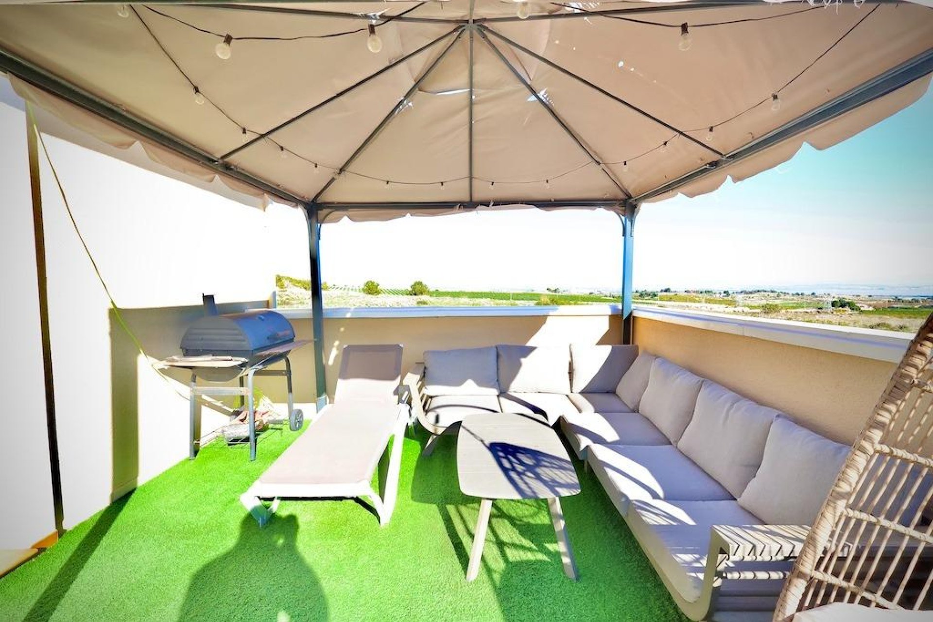 Resale - Villa - San Miguel de Salinas - Residencial los flamencos