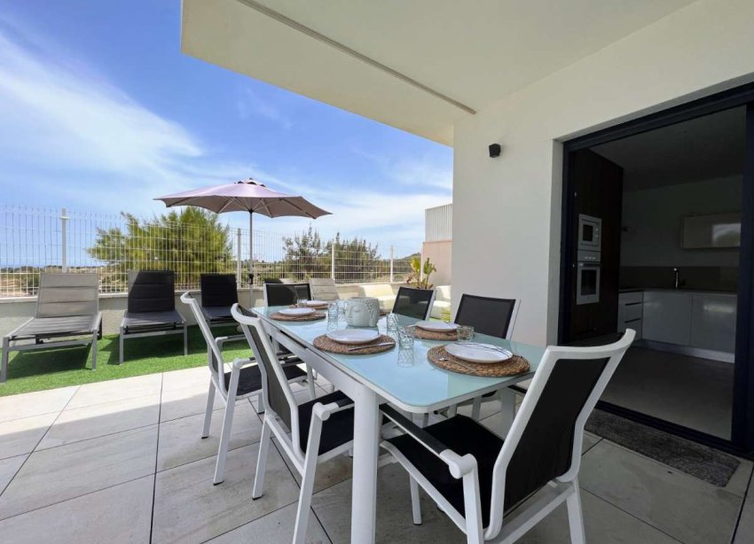 Resale - Villa - San Miguel de Salinas - San Miguel De Salinas