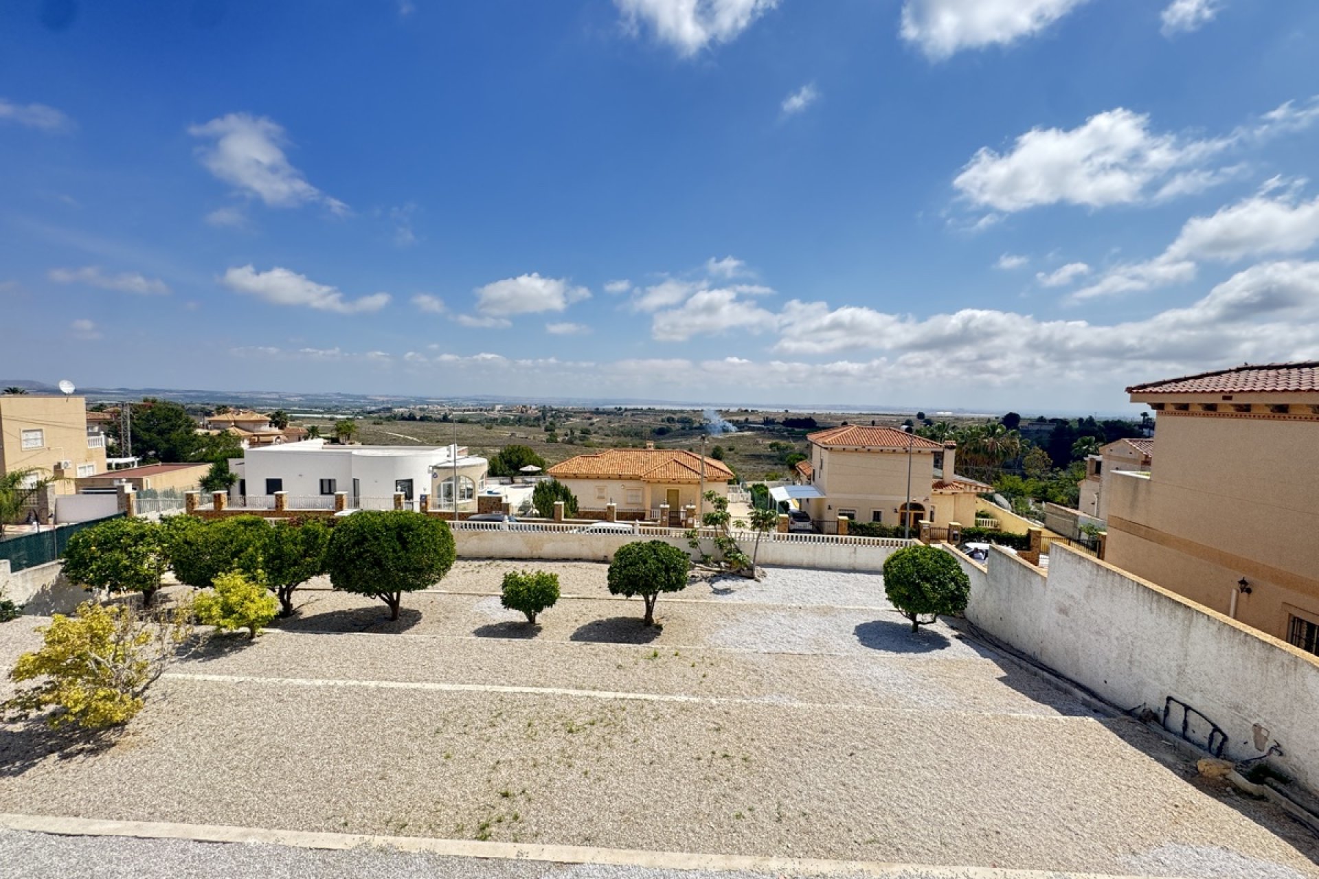Resale - Villa - San Miguel de Salinas