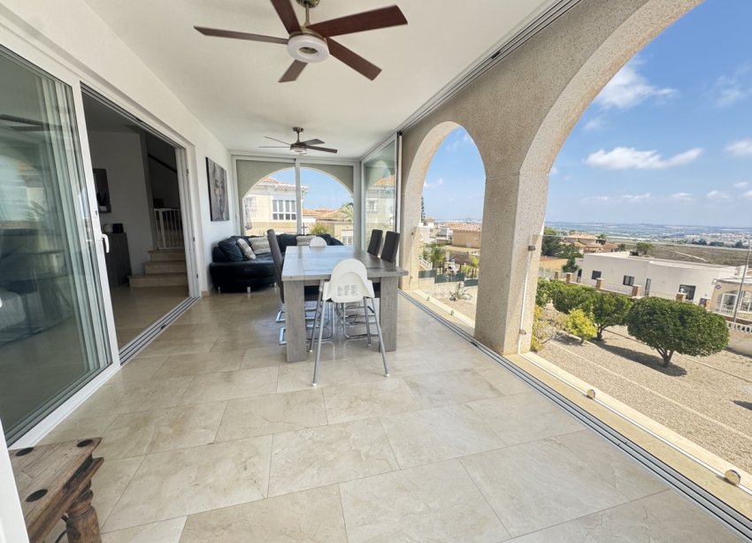 Resale - Villa - San Miguel de Salinas