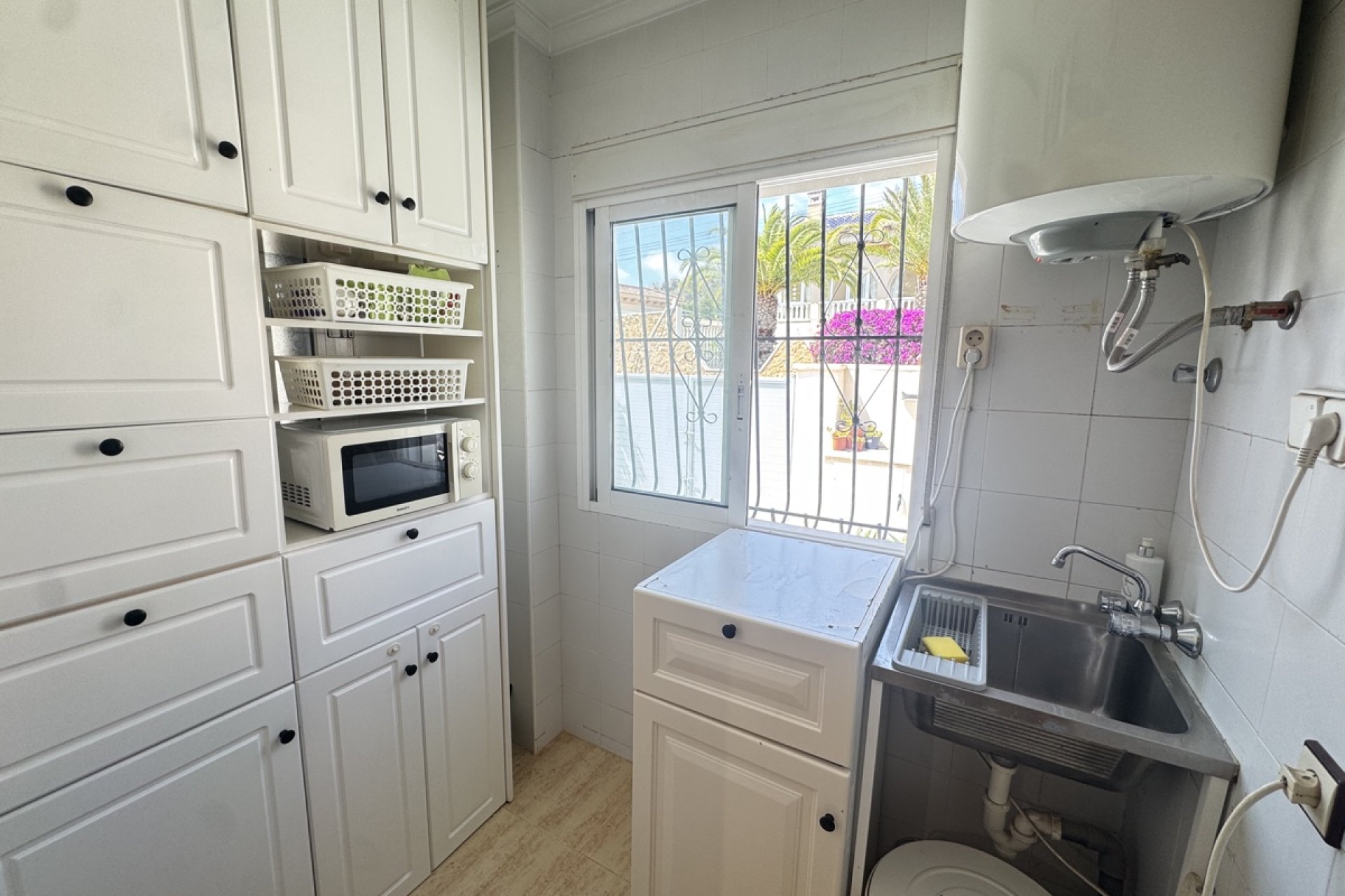 Resale - Villa - San Miguel de Salinas