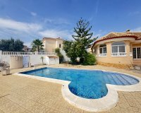 Resale - Villa - San Miguel de Salinas
