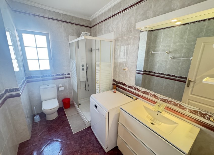 Resale - Villa - San Miguel de Salinas