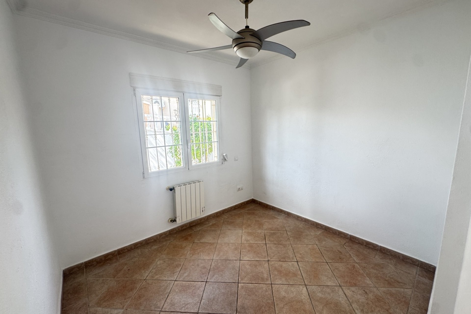 Resale - Villa - San Miguel de Salinas