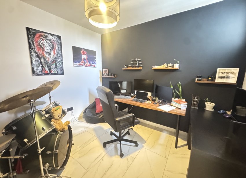 Resale - Villa - San Miguel de Salinas