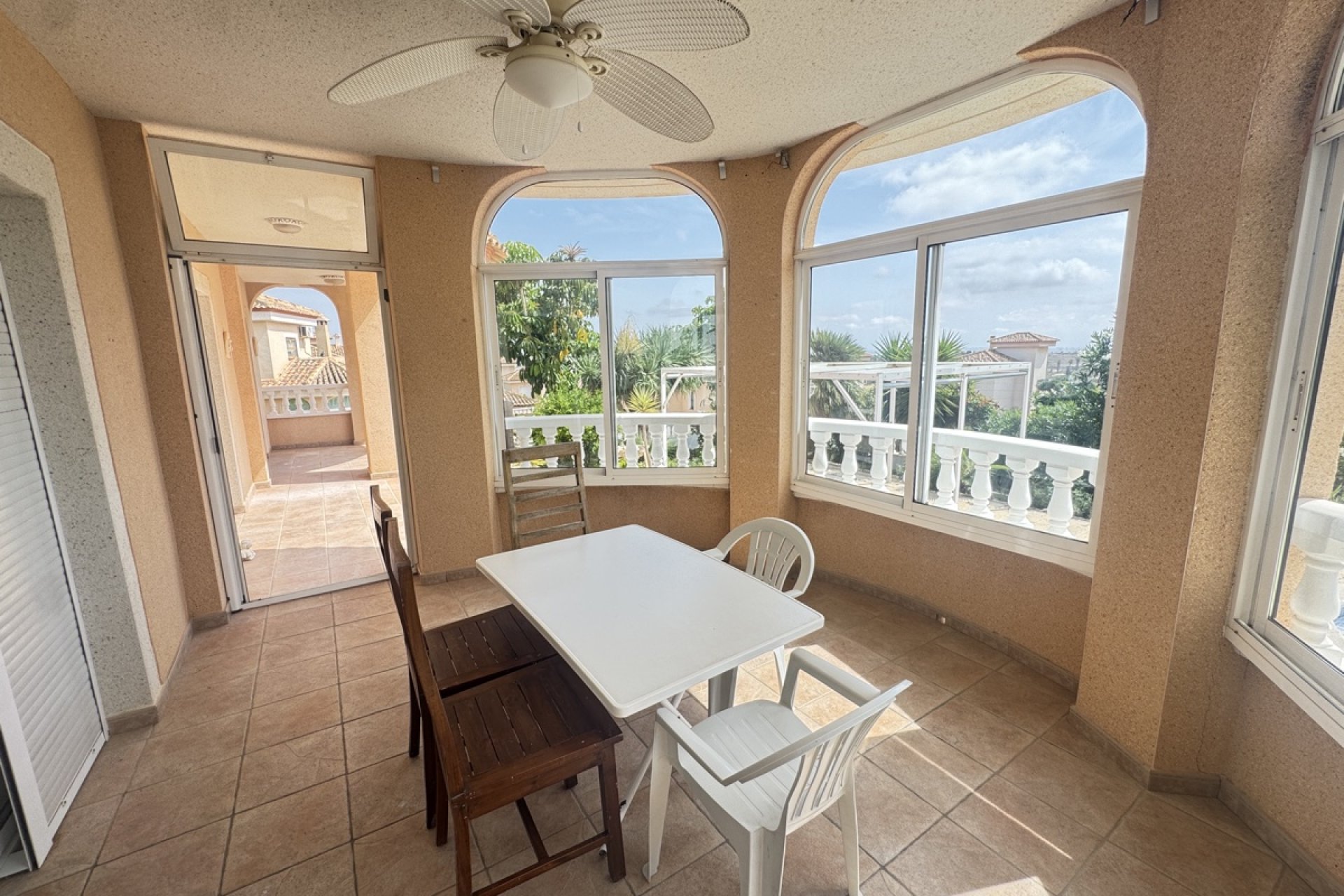 Resale - Villa - San Miguel de Salinas