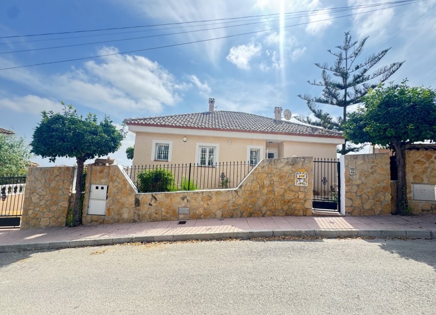 Resale - Villa - San Miguel de Salinas