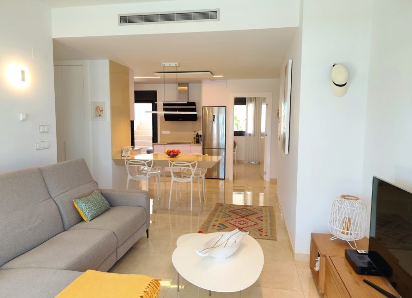 Resale - Villa - San Miguel de Salinas