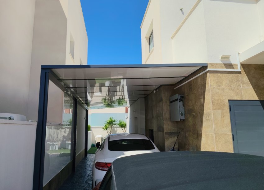 Resale - Villa - San Miguel de Salinas