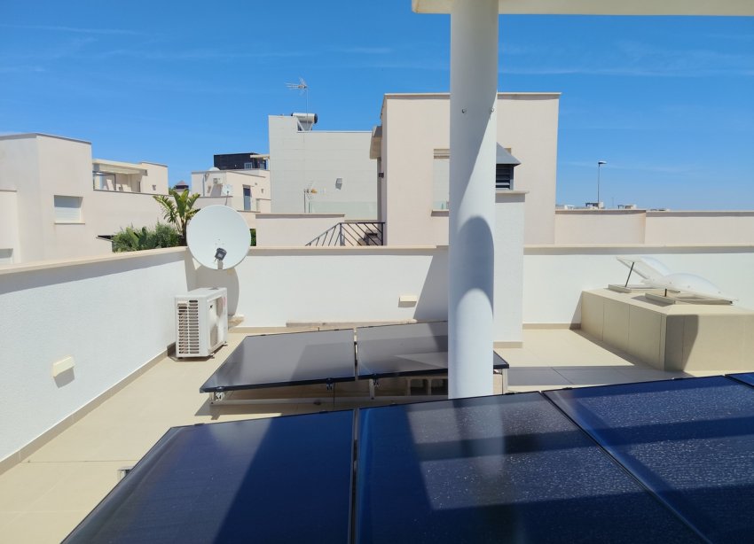 Resale - Villa - San Miguel de Salinas