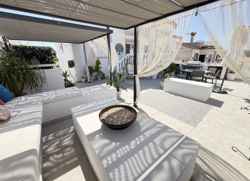 Resale - Villa - San Miguel de Salinas