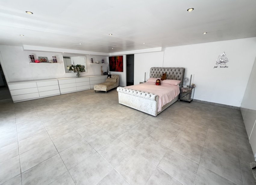 Resale - Villa - San Miguel de Salinas