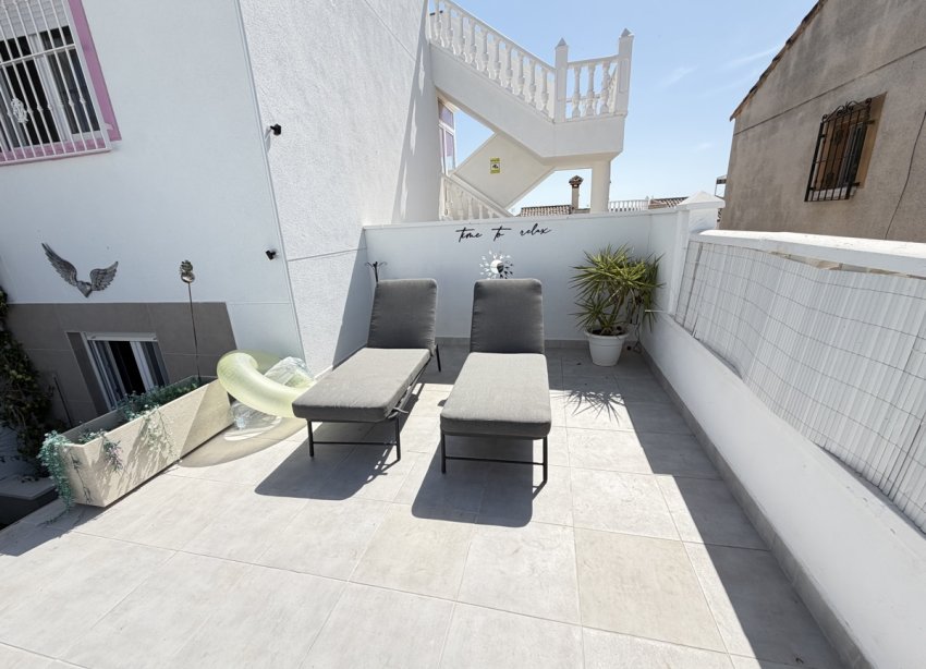 Resale - Villa - San Miguel de Salinas