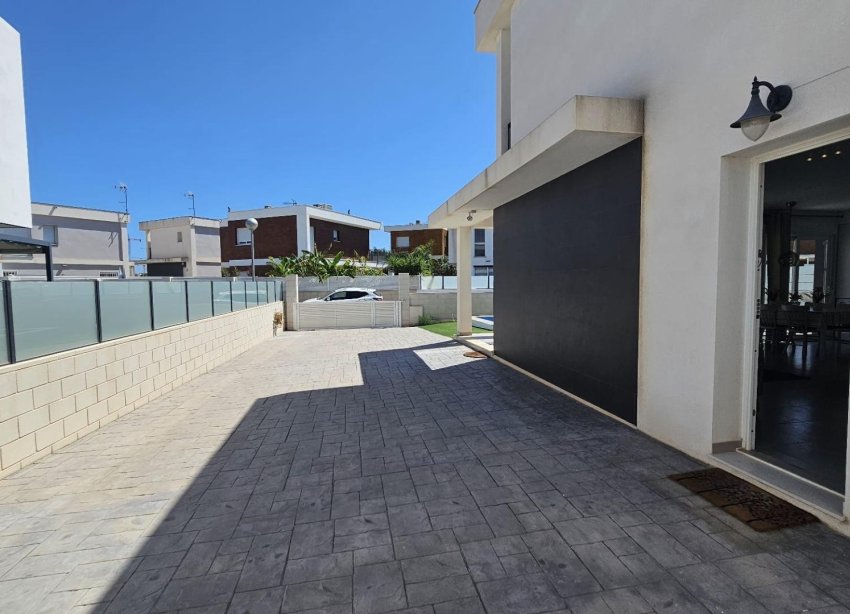 Resale - Villa - Santa Pola - Gran Alacant