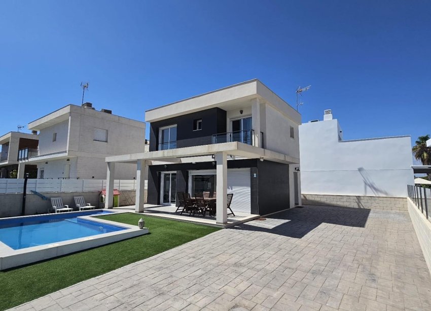 Resale - Villa - Santa Pola - Gran Alacant