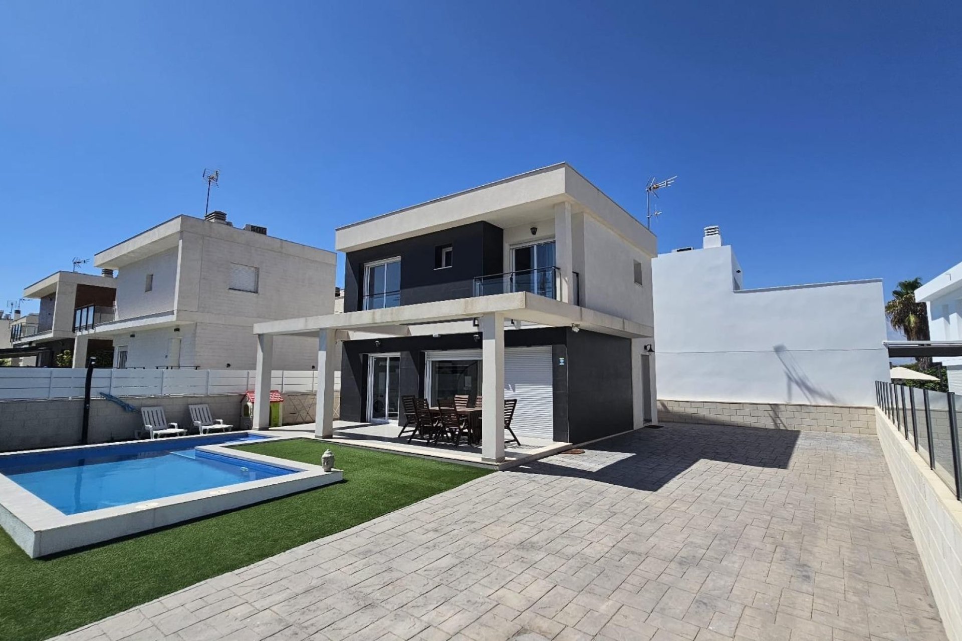 Resale - Villa - Santa Pola - Gran Alacant